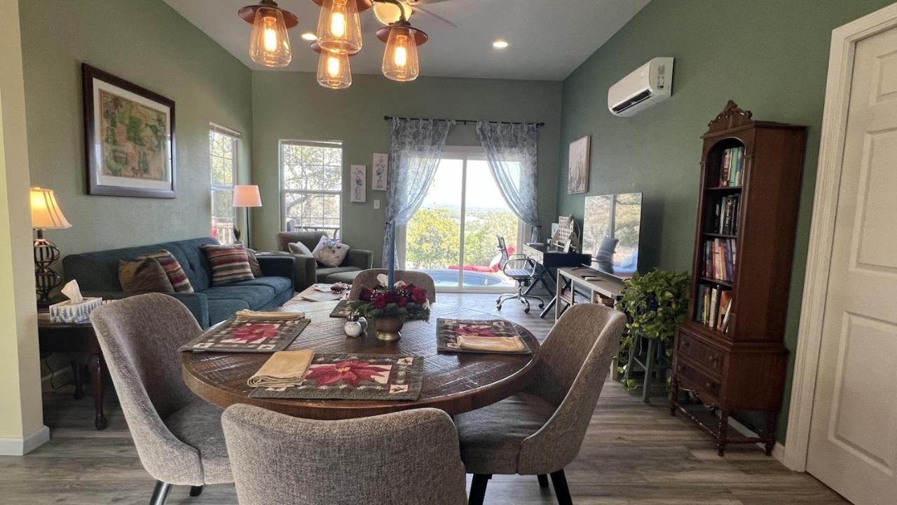 Hill Country Highland'S Bluebonnet Cottage Marble Falls Extérieur photo